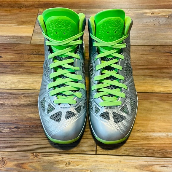 Size 10 Nike LeBron 8 Dunkman Silver Volt & Electric Green 441946-002 - Picture 4 of 7